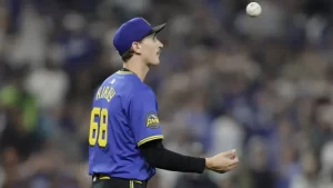 Did Seattle sacrifice Game 3 to rest Luis Castillo?