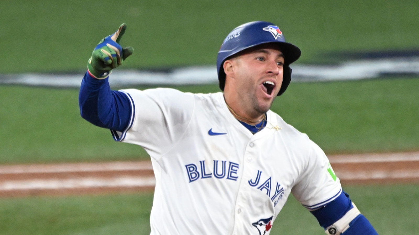 Rogers Centre erupts after George Springer’s Game 7 HR