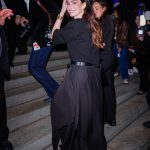 Anne Hathaway’s Fall Outfit Formula Is So Easy—and Cheap—to Replicate