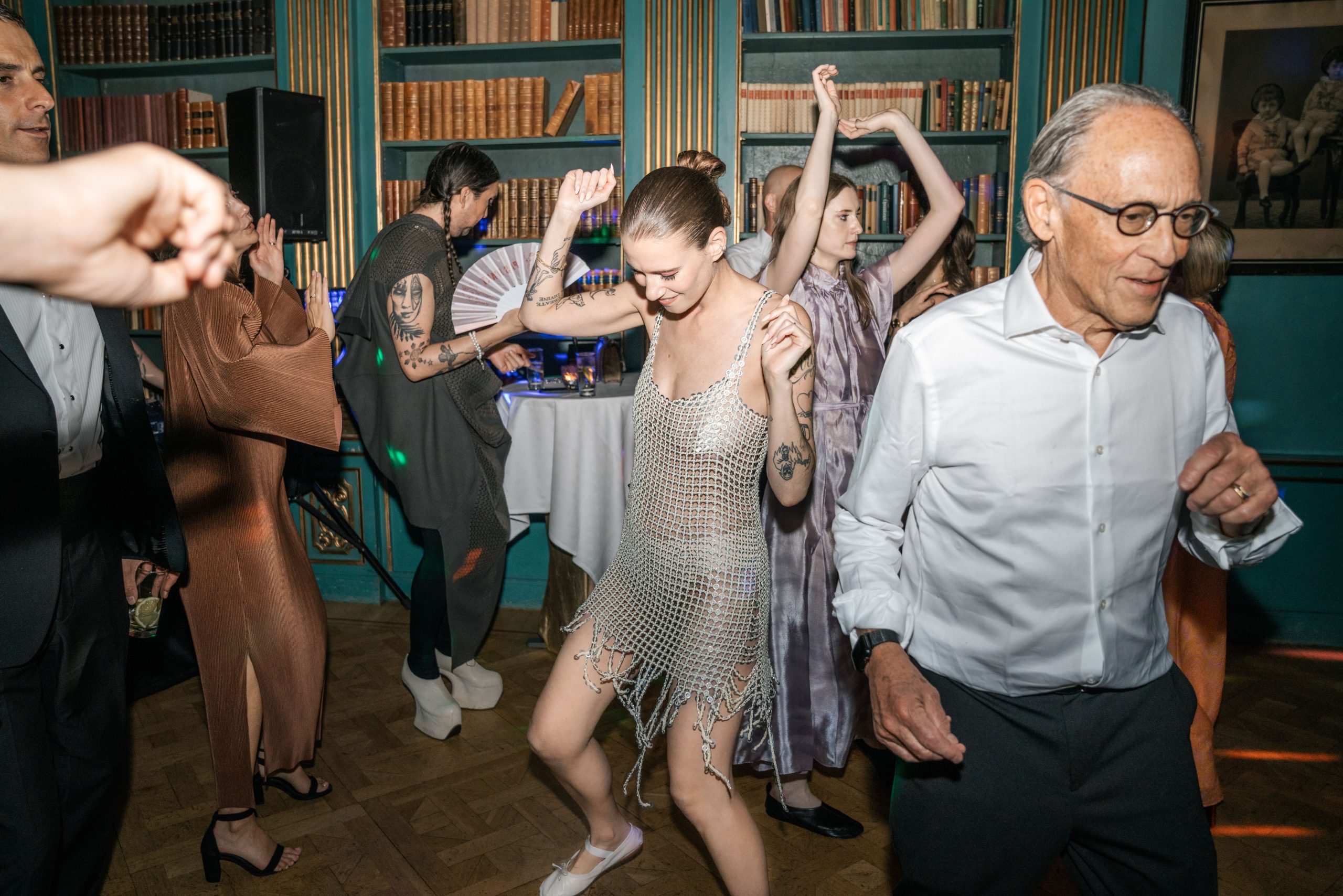 A Guide to Wedding After-Party Planning and Etiquette