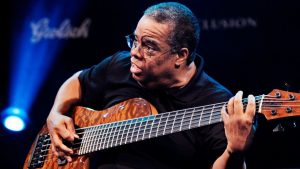 āHis reaction went from polite puzzlement, to resistance, to anger. He finished up with, āI think it’s a dumb ideaāā: When Anthony Jackson came up with the idea for a six-string bass, he struggled to find anyone to build it