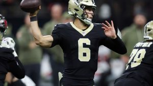 SB Nation Reacts Survey: Who should the Saints start at quarterback this week against the Rams?
