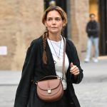Katie Holmes’s Perfect Fall Saddle Bag Will Actually Last You Through Spring