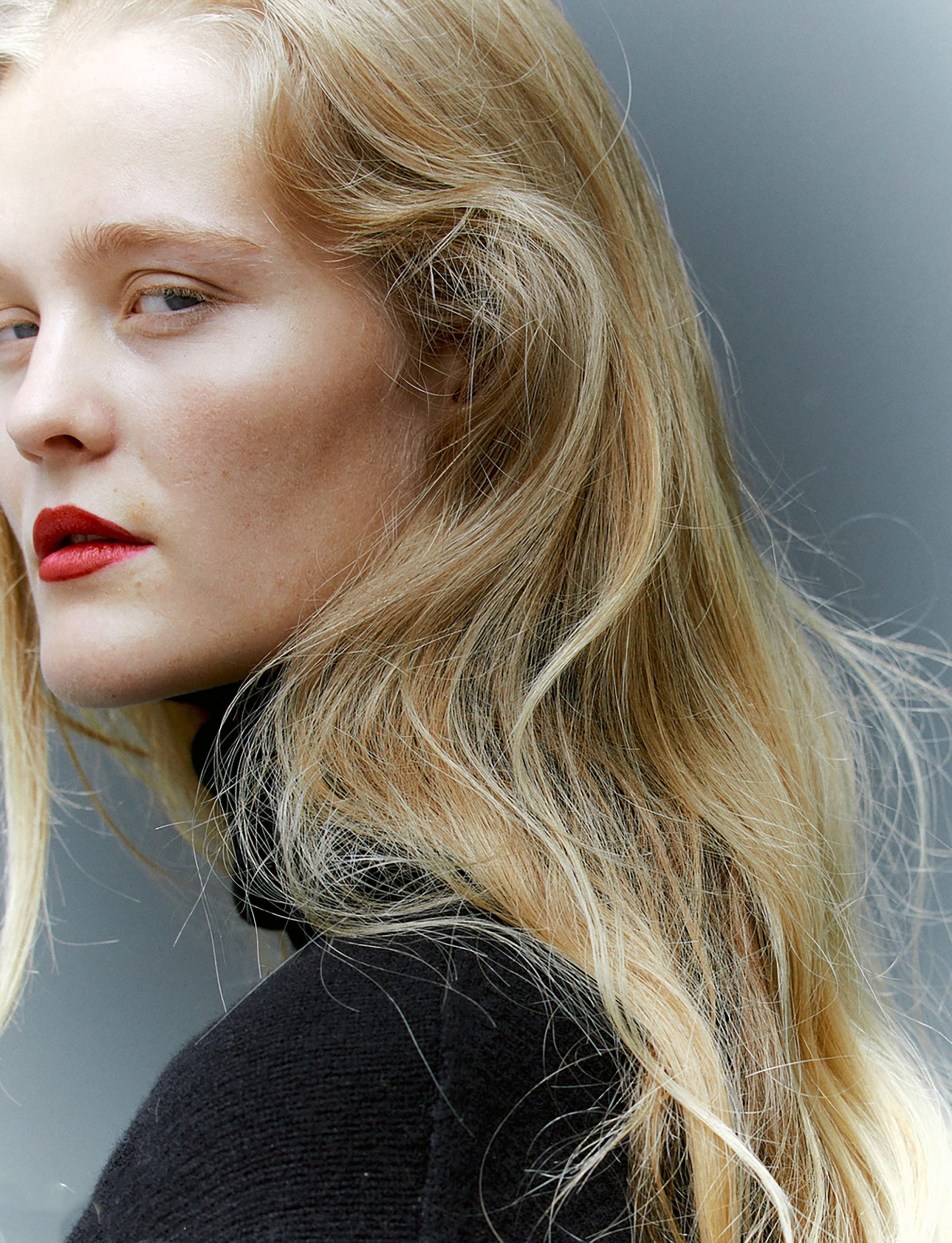 8 Best Thickening Sprays, According to Celebrity Hairstylists