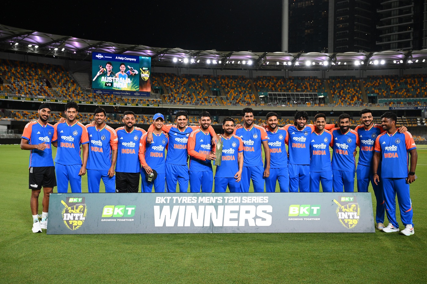 India seal T20I series 2-1 after Brisbane washout
