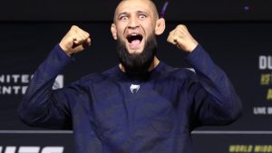 Khamzat Chimaev issues 11-word response to Alex Pereira’s surprise grappling challenge