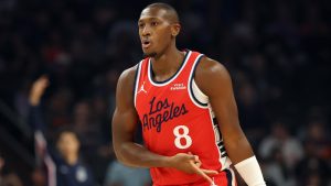 Fantasy Basketball Week 5 Start/Sit Lineup Decisions: Kris Dunn may be a sneaky gamble with upside