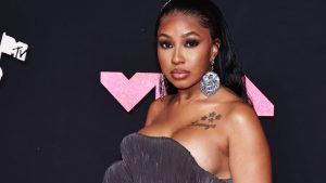 Get It From Her Mama! Yung Miami & Her Mom Bring The Heat In New Clip & Fans Are Loving It (VIDEO)